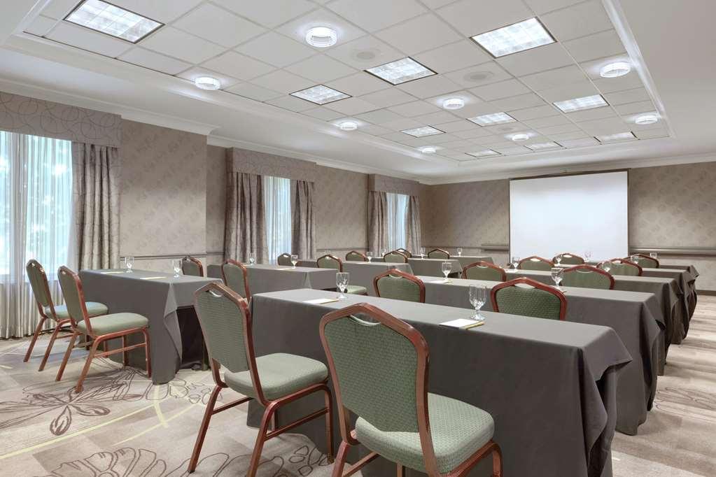 Hilton Garden Springfield